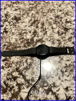 Samsung Galaxy Watch6 40mm Graphite Bluetooth Smartwatch SM-R930NZKAXAA